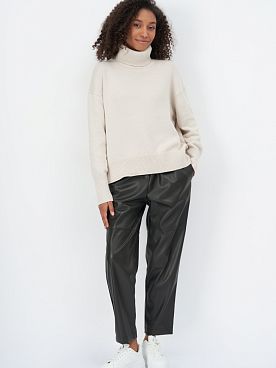 Свитер женский